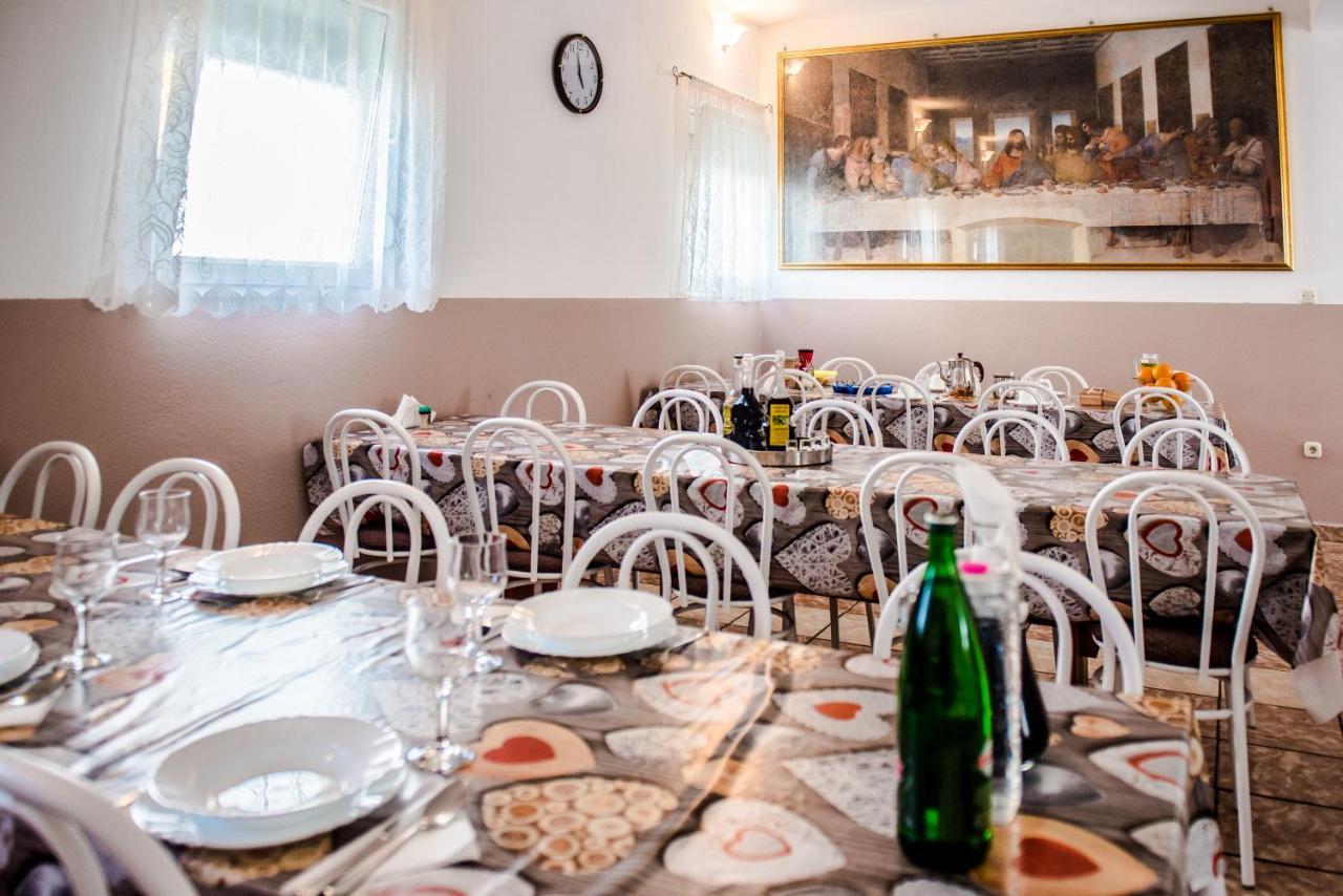 Ana Stjepan Nikolic - Pilgrim'S 2Nd Home Međugorje Exteriér fotografie