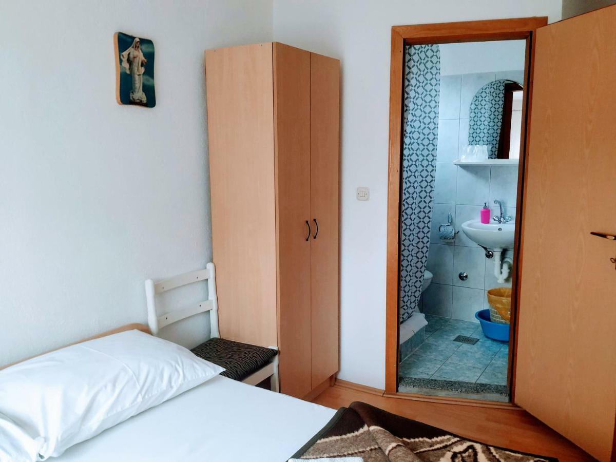 Ana Stjepan Nikolic - Pilgrim'S 2Nd Home Međugorje Exteriér fotografie